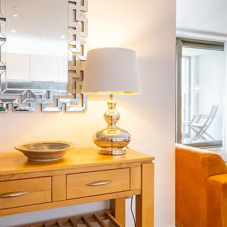 The Escape @ Ryedale House Apartamento York